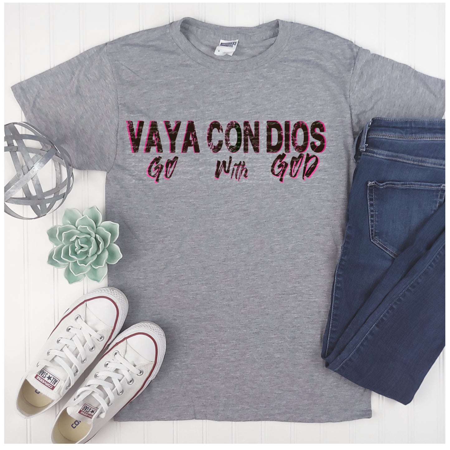 Vaya Con Dios Go With God (Pink Lettering)